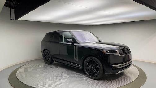 Santorini Black 2023 Land Rover Range Rover P400 SE