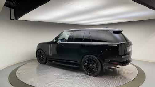 Santorini Black 2023 Land Rover Range Rover P400 SE