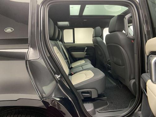 2023 Land Rover Defender 110 X-Dynamic SE