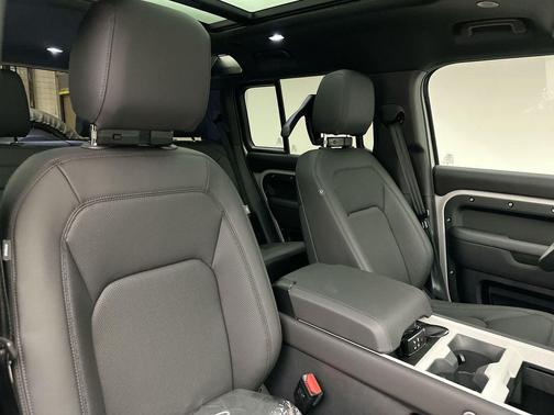 2026 Land Rover Defender S