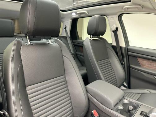 Blue Metallic 2025 Land Rover Discovery Sport S