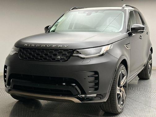 Carpathian Gray Premium Metallic 2026 Land Rover Discovery Gemini Edition AWD
