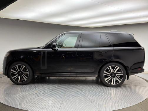 2023 Land Rover Range Rover P400 SE