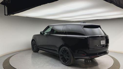 Santorini Black 2026 Land Rover Range Rover AUTOBIOGRAPHY