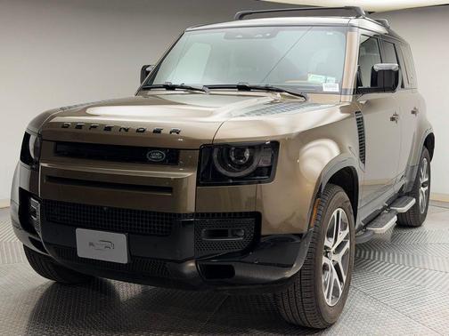 2024 Land Rover Defender 110 P400 X-Dynamic SE