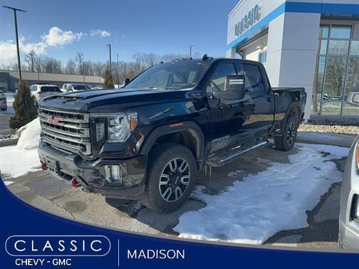 2022 GMC Sierra 2500 AT4