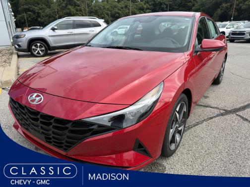 2023 Hyundai ELANTRA SEL