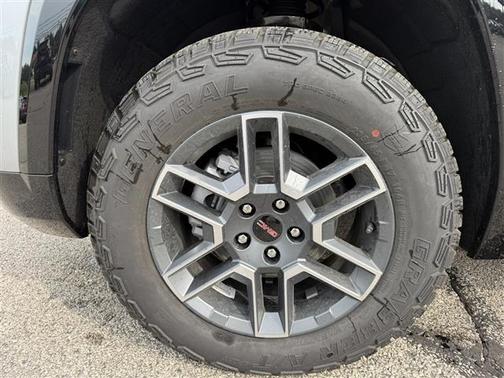 2026 GMC Terrain AWD AT4