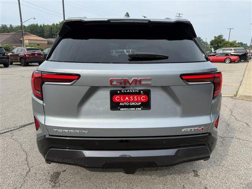 2026 GMC Terrain AWD AT4