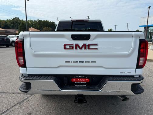 2026 GMC Sierra 2500 SLE