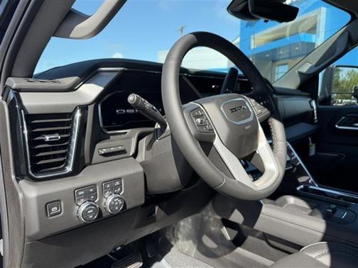 2025 GMC Sierra 3500 Denali