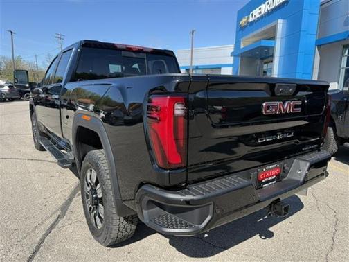 2025 GMC Sierra 3500 Denali