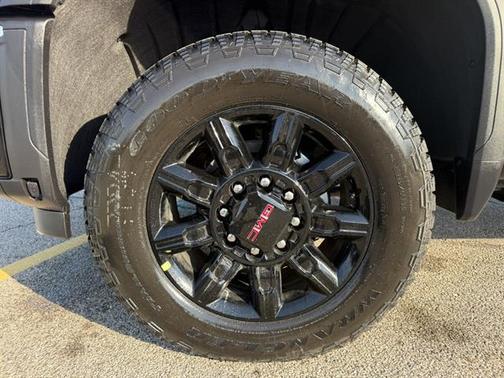 Onyx Black 2026 GMC Sierra 2500 AT4