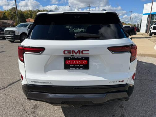 2026 GMC Terrain AWD AT4