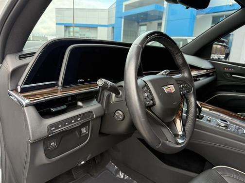 2024 Cadillac Escalade Premium Luxury