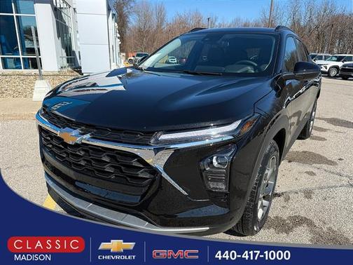 Mosaic Black Metallic 2026 Chevrolet Trax LT