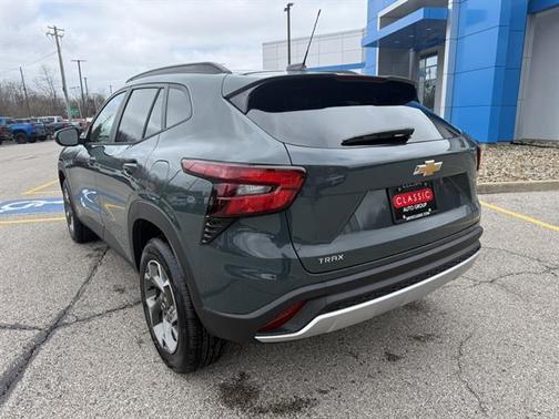 Cypress Gray 2026 Chevrolet Trax LT