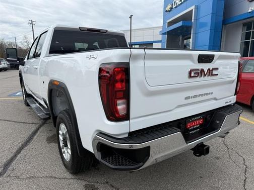 2026 GMC Sierra 2500 SLE