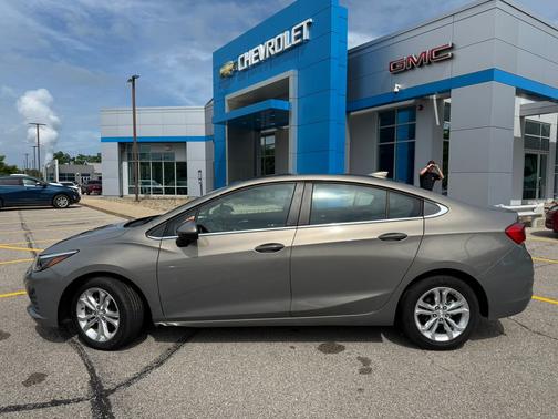 2019 Chevrolet Cruze LT