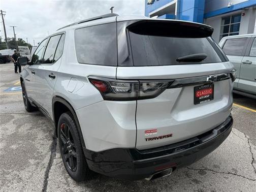 2021 Chevrolet Traverse Premier