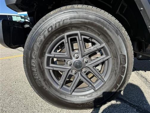 2024 Jeep Gladiator Sport S