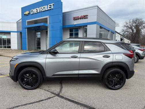 Sterling Gray Metallic 2026 Chevrolet Trailblazer LT