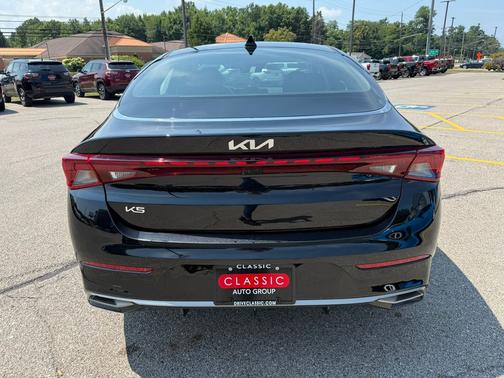 2023 Kia K5 LXS