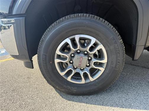 2026 GMC Sierra 2500 SLE