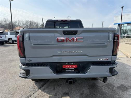 2025 GMC Sierra 2500 AT4