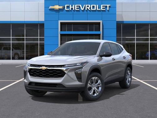 Sterling Gray Metallic 2026 Chevrolet Trax LS