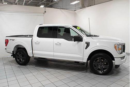 Oxford White 2023 Ford F-150 XLT