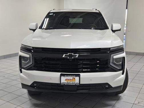 2025 Chevrolet Suburban RST