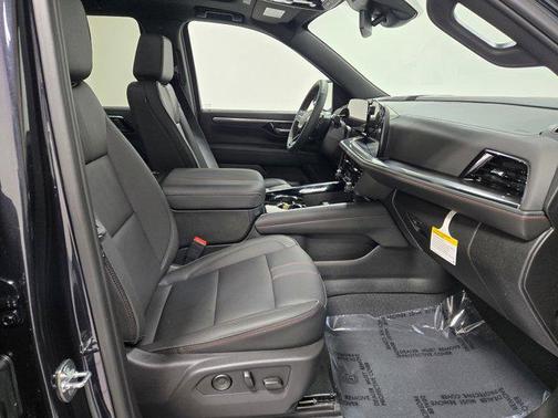 2026 Chevrolet Tahoe 4WD RST