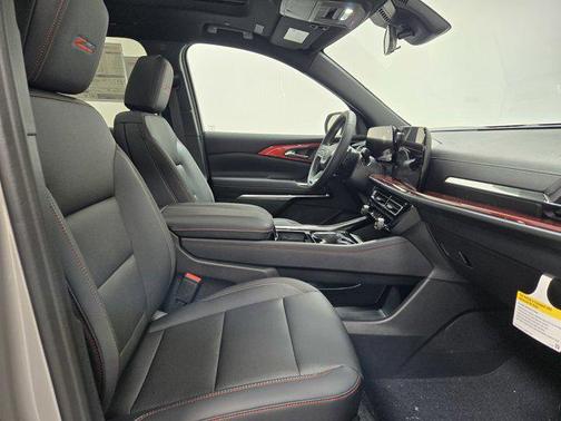 Sandstone 2026 Chevrolet Traverse AWD Z71