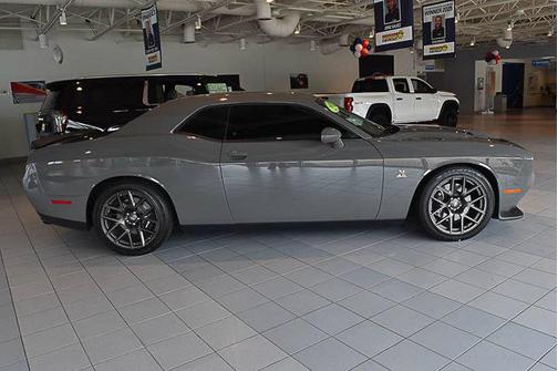 Destroyer Gray Clearcoat 2018 Dodge Challenger R/T Scat Pack