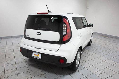 2017 Kia Soul Base