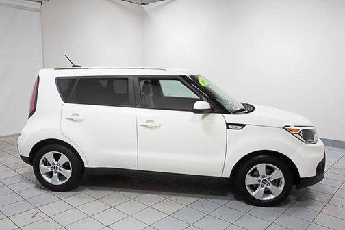2017 Kia Soul Base