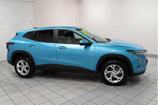Marina Blue Metallic 2025 Chevrolet Trax LS
