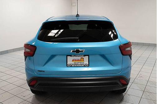 Marina Blue Metallic 2025 Chevrolet Trax LS