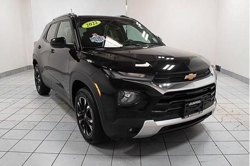Mosaic Black Metallic 2023 Chevrolet Trailblazer LT
