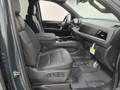 2026 Chevrolet Tahoe 4WD RST