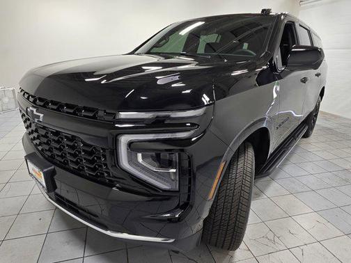 2025 Chevrolet Suburban LS