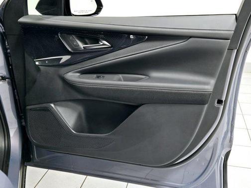 2025 Chevrolet Blazer EV AWD LT