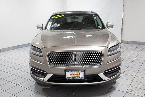 2019 Lincoln Nautilus Select