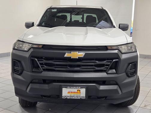 Summit White 2026 Chevrolet Colorado WT
