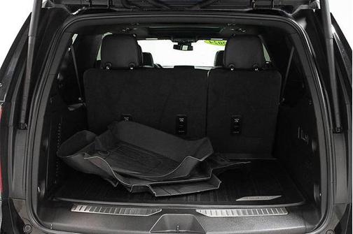 Black 2024 Chevrolet Suburban RST