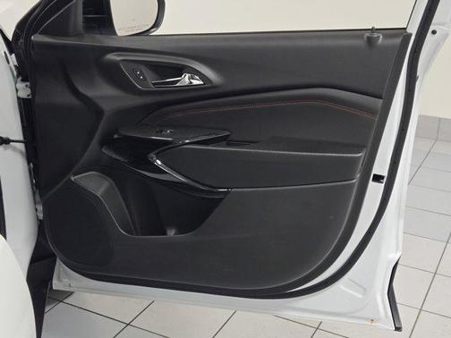2025 Chevrolet Trax FWD 2RS