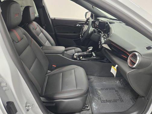 2025 Chevrolet Trax FWD 2RS