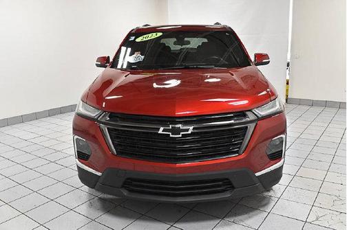 Radiant Red Tintcoat 2023 Chevrolet Traverse LT Cloth