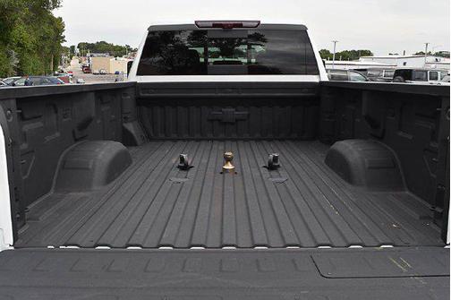 Iridescent Pearl Tricoat 2024 Chevrolet Silverado 3500 LTZ